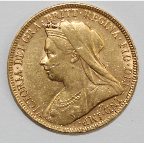 1204 - British Gold Coins - Queen Victoria (1837-1901), 1895 gold full sovereign coin, London mint, veiled ... 