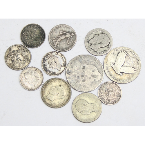 1272 - A qty of assorted mixed world and British silver coins, approx 29.01g gross