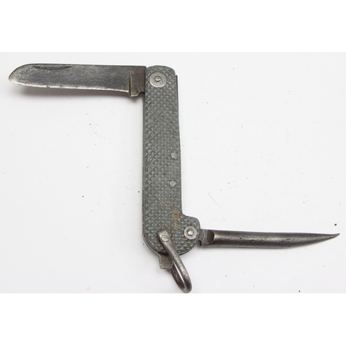 1455 - 2 c.WW2 period military jack knives of larger size, both marked for Harrison Brothers & Howson of Sh... 