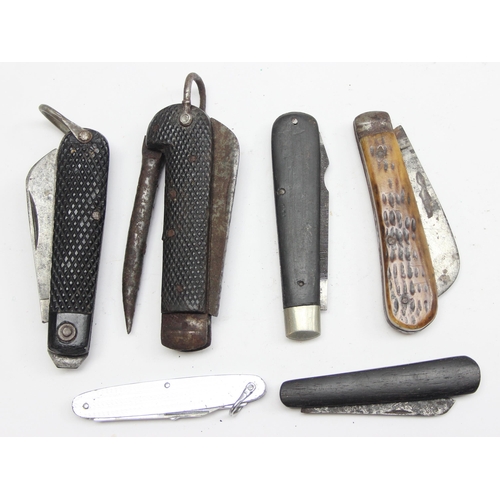 1456 - 6 assorted vintage military and other penknives to include examples by Saynor, Joseph Rodgers etc