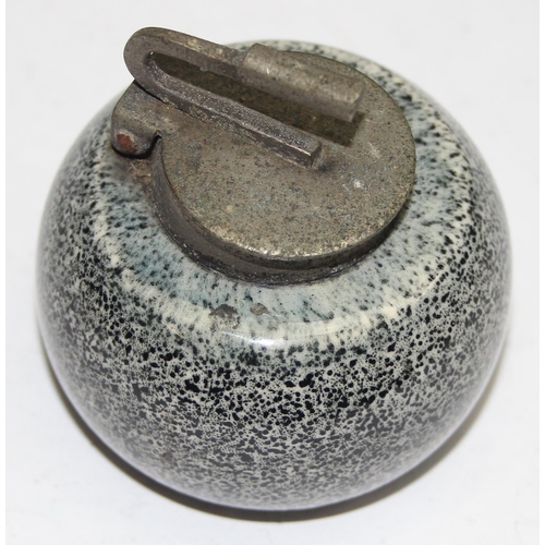 1653 - An early 20th century pottery inkwell formed as a curling stone with metal top, approx 6cm in diamet... 