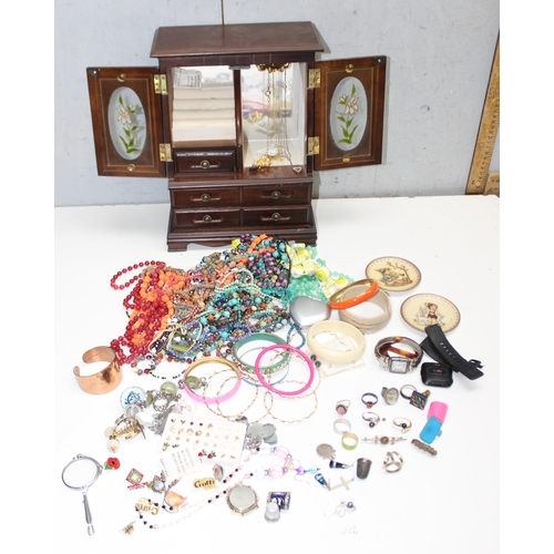 1139 - Qty of costume jewellery and a cabinet style jewellery box/store with contents