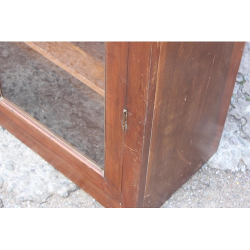 125 - Antique mahogany glass fronted 3 shelved bookcase, approx 100cm W x 35cm D x 128cm H