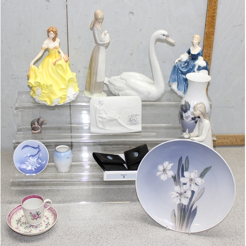 1724A - Qty misc to incl 2 Royal Doulton ladies to include Hilary HN2335 and Summer HN5322, an early 19th ce... 