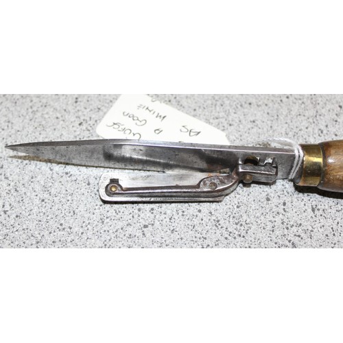 1416 - Antique and later handworking tools to inc c.1800s can opener, a shoemaking knife by George Barnsley... 