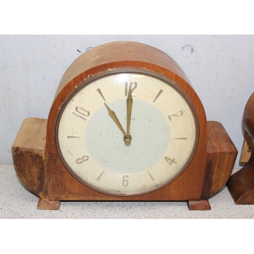 1318 - 3 Vintage mantle clocks to include examples by Timemaster, Foreign and Wega