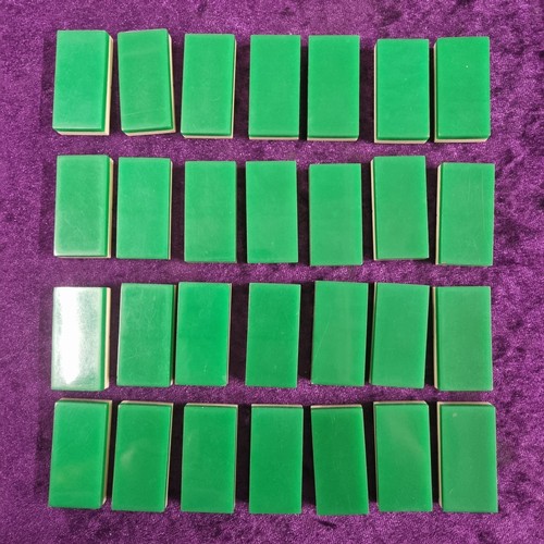 1548 - Set of small 1930’s Art Deco two tone cream and green Bakelite dominoes with steel pins in original ... 