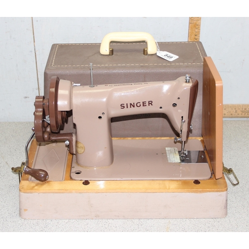 801 - Singer 185K sewing machine in case