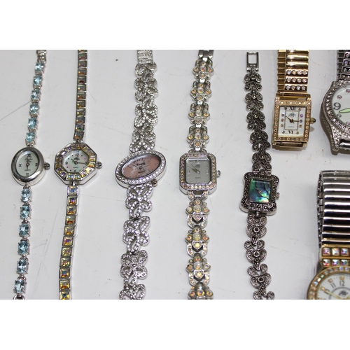 1321 - Qty of ladies dress watches