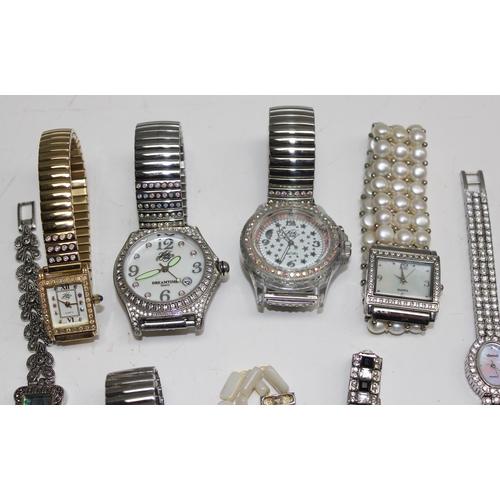 1321 - Qty of ladies dress watches