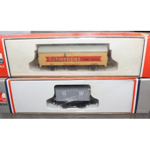 1510 - Qty of N Gauge rolling stock with examples by Lima, Wrenn and Piko Modellbahn