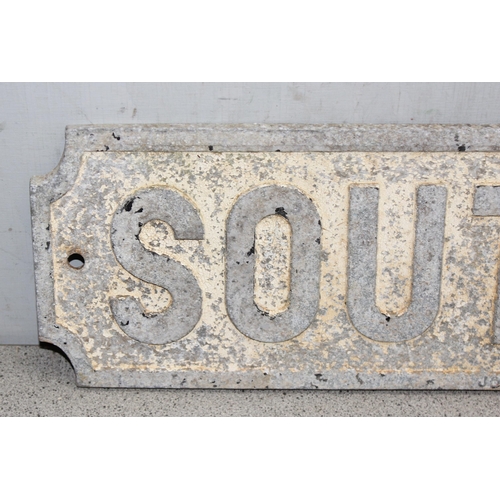 432 - Aluminium 'South Road' street name sign approx. 77cm x 17cm