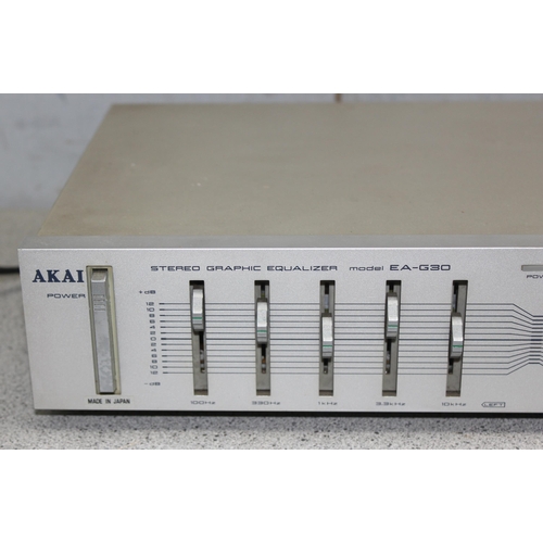 753 - AKAI Stereo graphic equalizer EA-G30