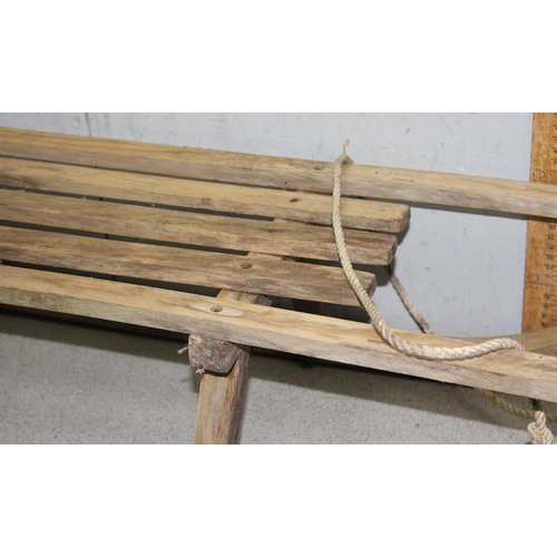 1513 - Vintage wooden sled, approx 89cm long