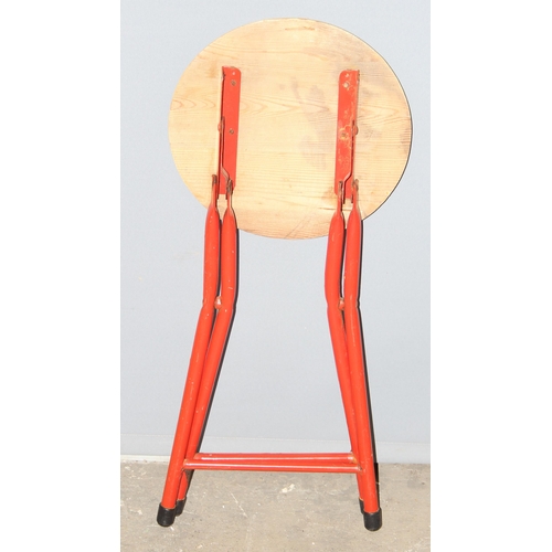 89 - A set of 3 folding pine topped stools with metal bases, each approx 47cm tall