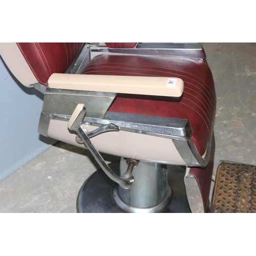 91 - A vintage retro Belmont adjustable barber's chair on heavy metal base