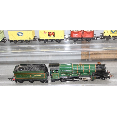 1518 - Qty of model freight carriages and Wrenn Cardiff Castle locomotive in box