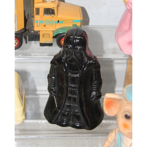 1522 - Qty of vintage money boxes to incl Mr. Blobby, Pinky (or Perky!), Darth Vader etc