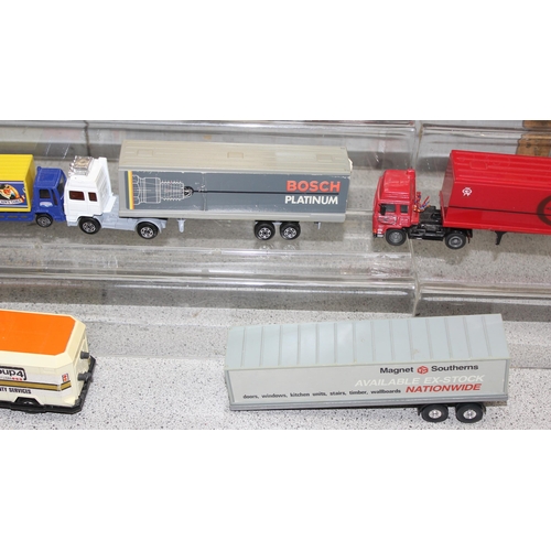 1524 - Mixed lot toy lorries, many with advertising to incl Birds Eye, Weetabix and Polo etc