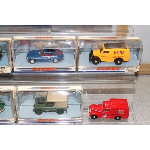 1530 - Qty of boxed Dinky die cast vehicles