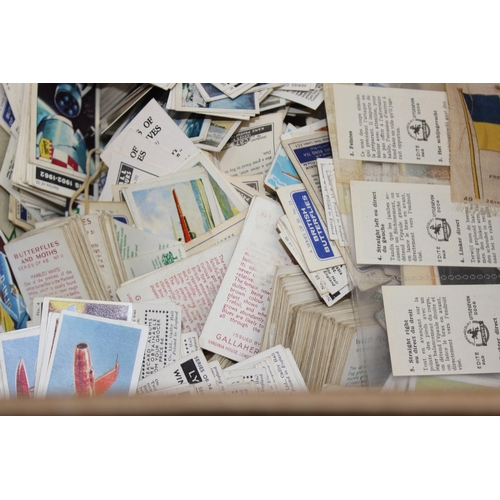 507 - A large qty of assorted cigarette cards etc, some in albums, some loose etc