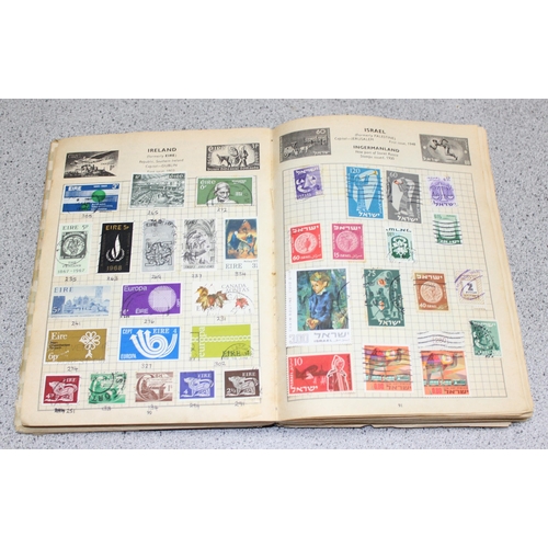 512 - 5 vintage albums of mixed world stamps