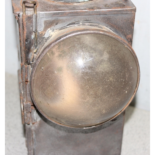 719 - A Welch Patent paraffin railway lamp with plaque for Lamp Manufacturing & Railway Supplies LTD, appr... 