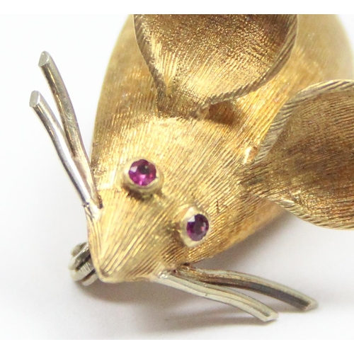 2001 - An Italian 18ct gold brooch formed as a mouse with ruby eyes, various markings to back and XRF confi... 