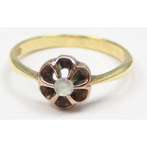 2037 - A vintage 18ct gold solitaire white stone floral set ring, approx size L, approx 2.28g gross