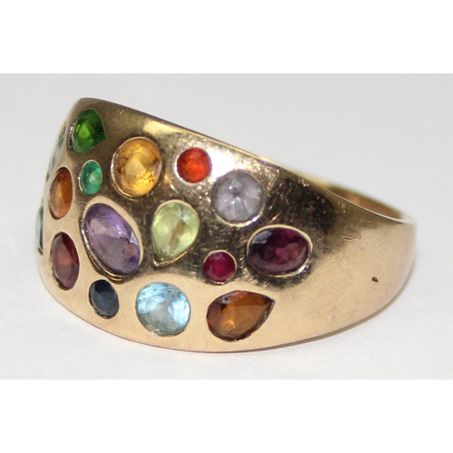 2041 - An unusual retro style 9ct gold ring set with a variety of different coloured stones, full English h... 