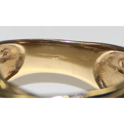 2042 - An unusual retro style 9ct gold woven basket ring set with small diamonds, full English hallmarks, a... 