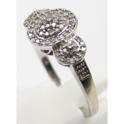 2270 - A 9ct white gold Art Deco style cluster ring, approx size V, approx 4.89g gross