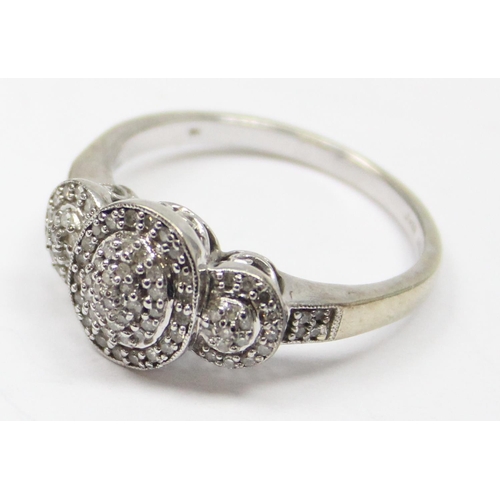 2270 - A 9ct white gold Art Deco style cluster ring, approx size V, approx 4.89g gross