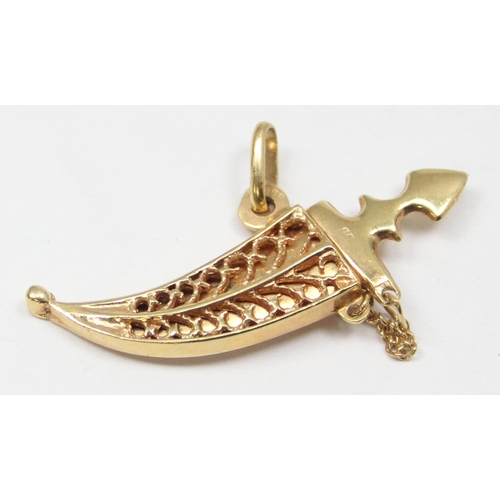 2271 - 9ct gold pendant or charm formed as a Jambiya dagger in filigree sheath, marked and XRF confirmed, a... 