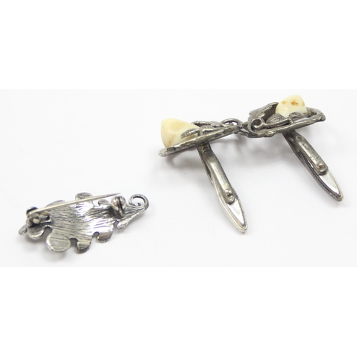 2022 - A pair of silver and hardstone cufflinks formed as acorns and oak leaves and a silver oak leaf brooc... 