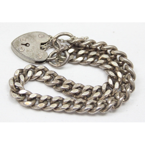 2024 - A vintage silver padlock clasp bracelet, Birmingham 1965, approx 24.62g gross