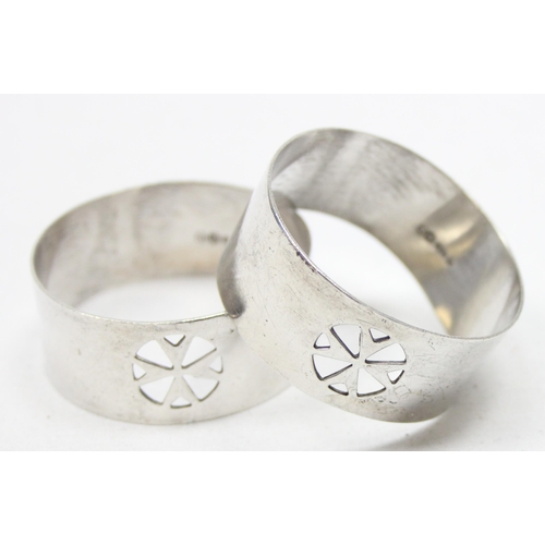 1021 - A pair of Maltese 917 silver napkin rings made by Cutajar Works, marked and XRF tested, with pierced... 