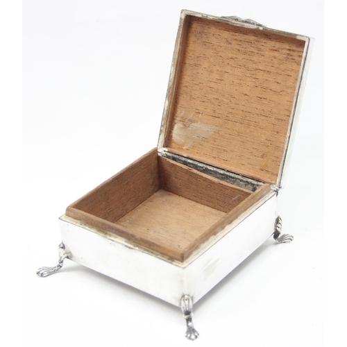 1036 - An early 20th century silver cigarette box, London 1904 by Mappin & Webb, approx 205.33g gross, weig... 