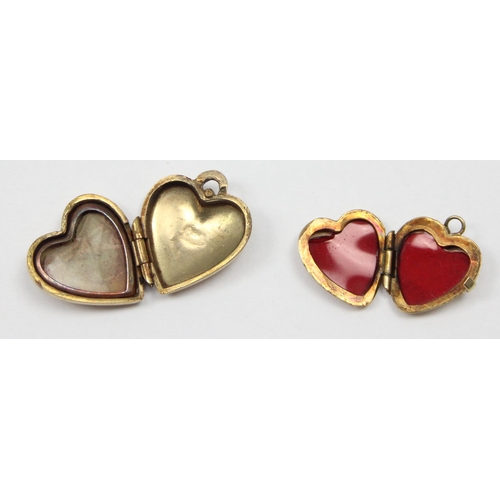 2320 - 2 vintage 9ct gold pendant lockets or charms formed as hearts with engraved decoration, marked and X... 