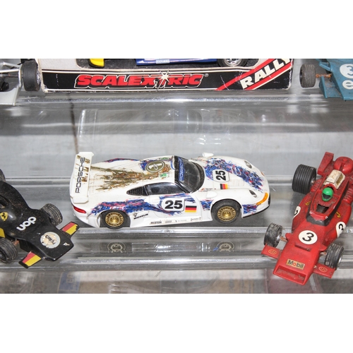 1536 - Qty Scalextric racing cars and a table top display box