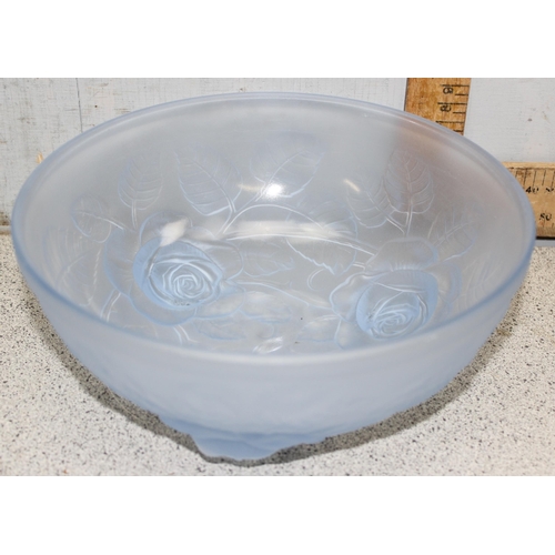 1652 - Early 20th century blue frosted glass Jobling bowl, with rose design forming the three feet, approx ... 