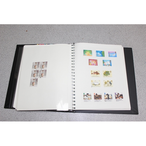 538 - Stamps - GB Collection in album (100s)