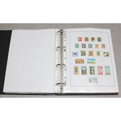 544 - Stamps - New Zealand Comprehensive Collection on Printed Leaves QV/QE2, Mint & Used