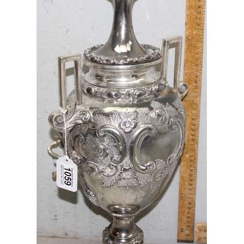 1059 - A large antique silver plated Samovar, seemingly unmarked but likely late 19th century, approx 60cm ... 