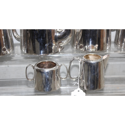 1064 - A vintage heavy gauge 6 piece silver plated tea set by Alexander Clark & Co, Welbeck Plate, approx 3... 