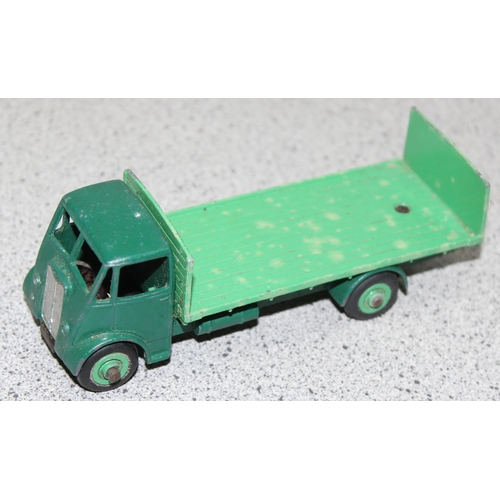 1548 - A vintage Dinky Toys 513 Guy Flat Truck with Tailboard, 2 tone green, in original box