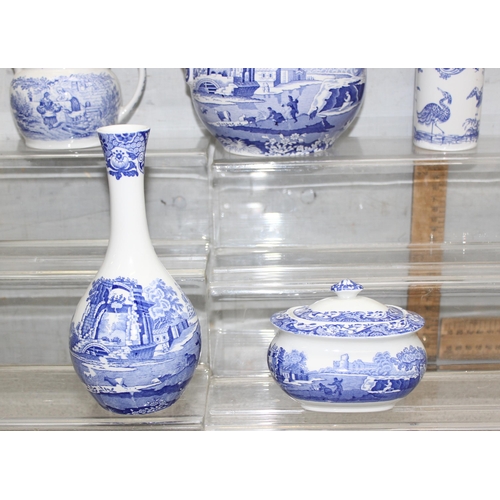 1667 - Qty of assorted blue & white Spode Italian pattern and Blue Room ceramics to inc a cheese dish, wate... 