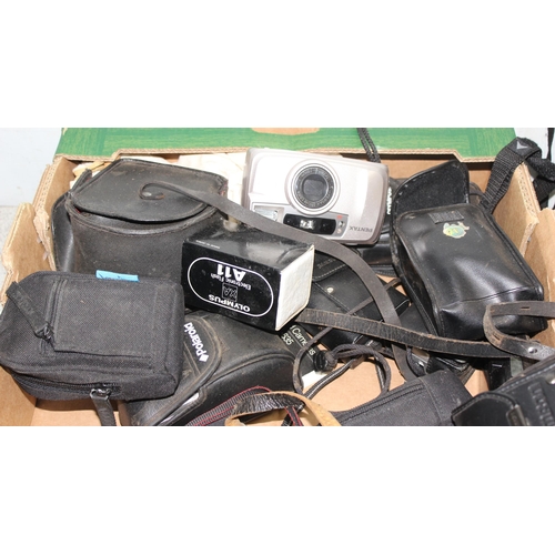 665 - Box of assorted vintage cameras and other electronics to inc a Casio Walkman, Olympus etc etc