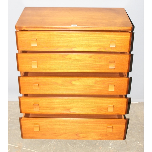 103 - A retro 5 drawer chest of drawers, likely by Stag but seemingly without label, approx 82cm wide x 44... 