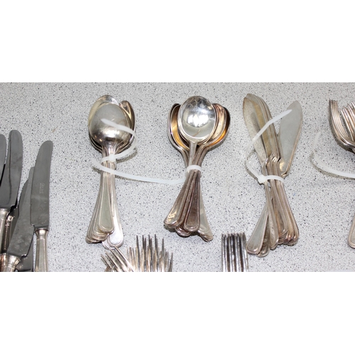 1045 - Qty of silver-plated cutlery, approx 4.4kg gross